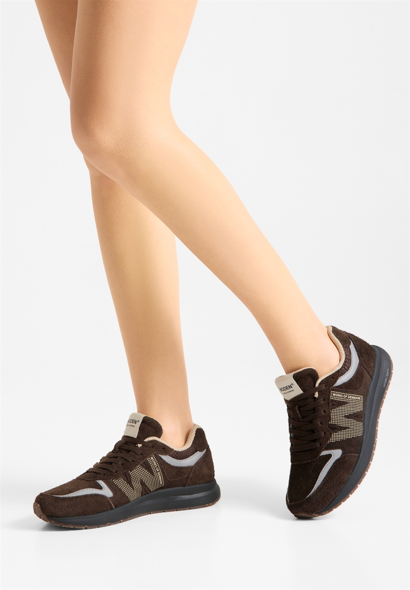 Woden Sneakers Rigmor Suede - Chocolate